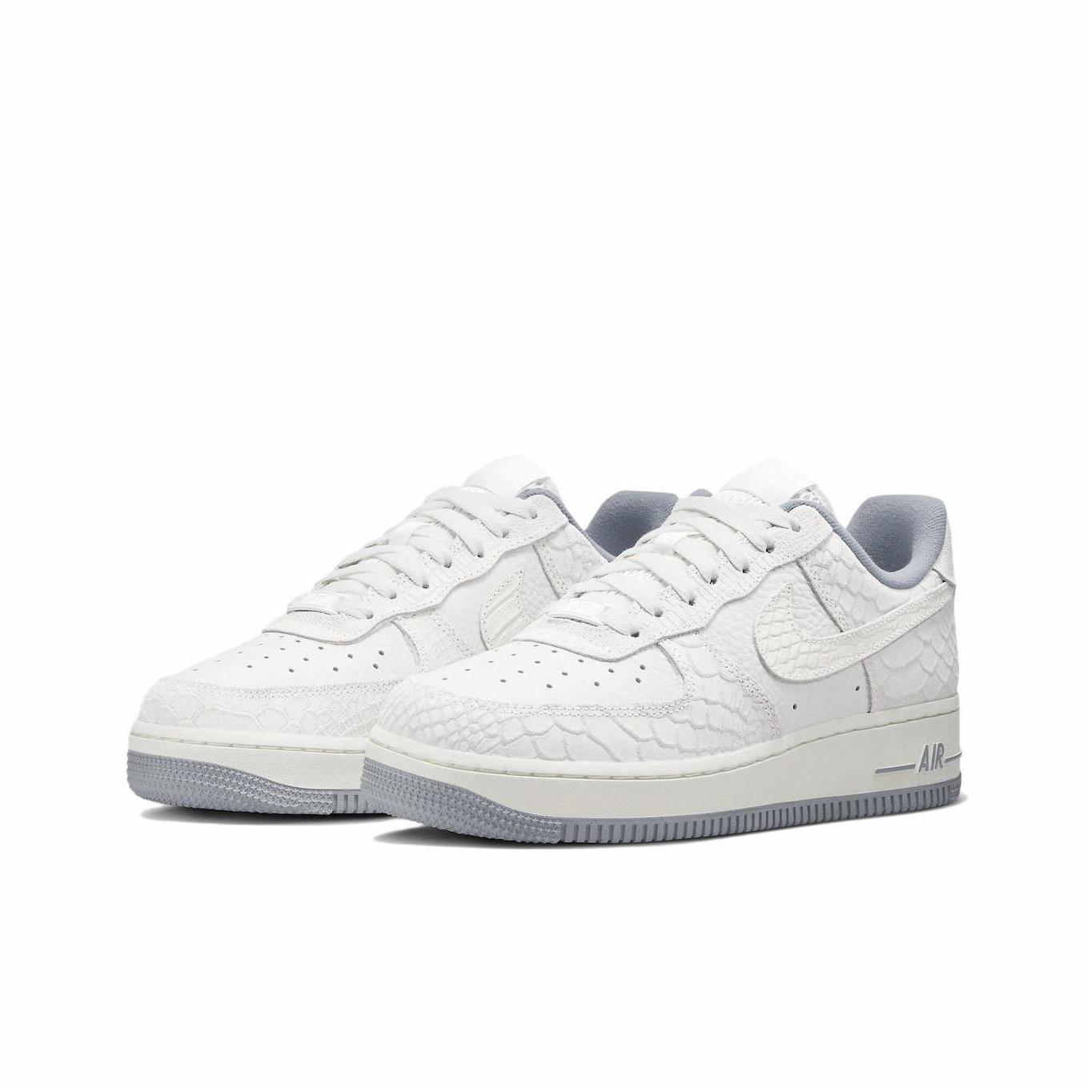 Nike Air Force 1 "White Python" - вид спереди