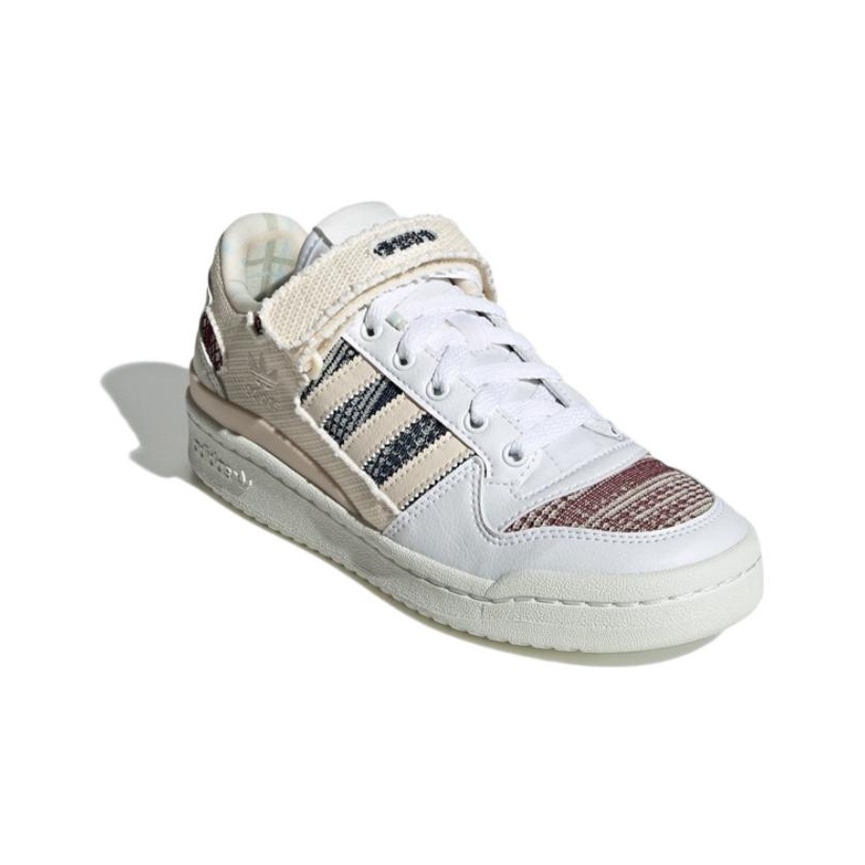 adidas originals FORUM Low - вид спереди