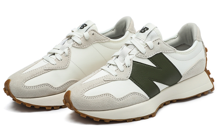 New Balance 327 'Moonbeam Oak Leaf Green' (полнота: D) - вид спереди