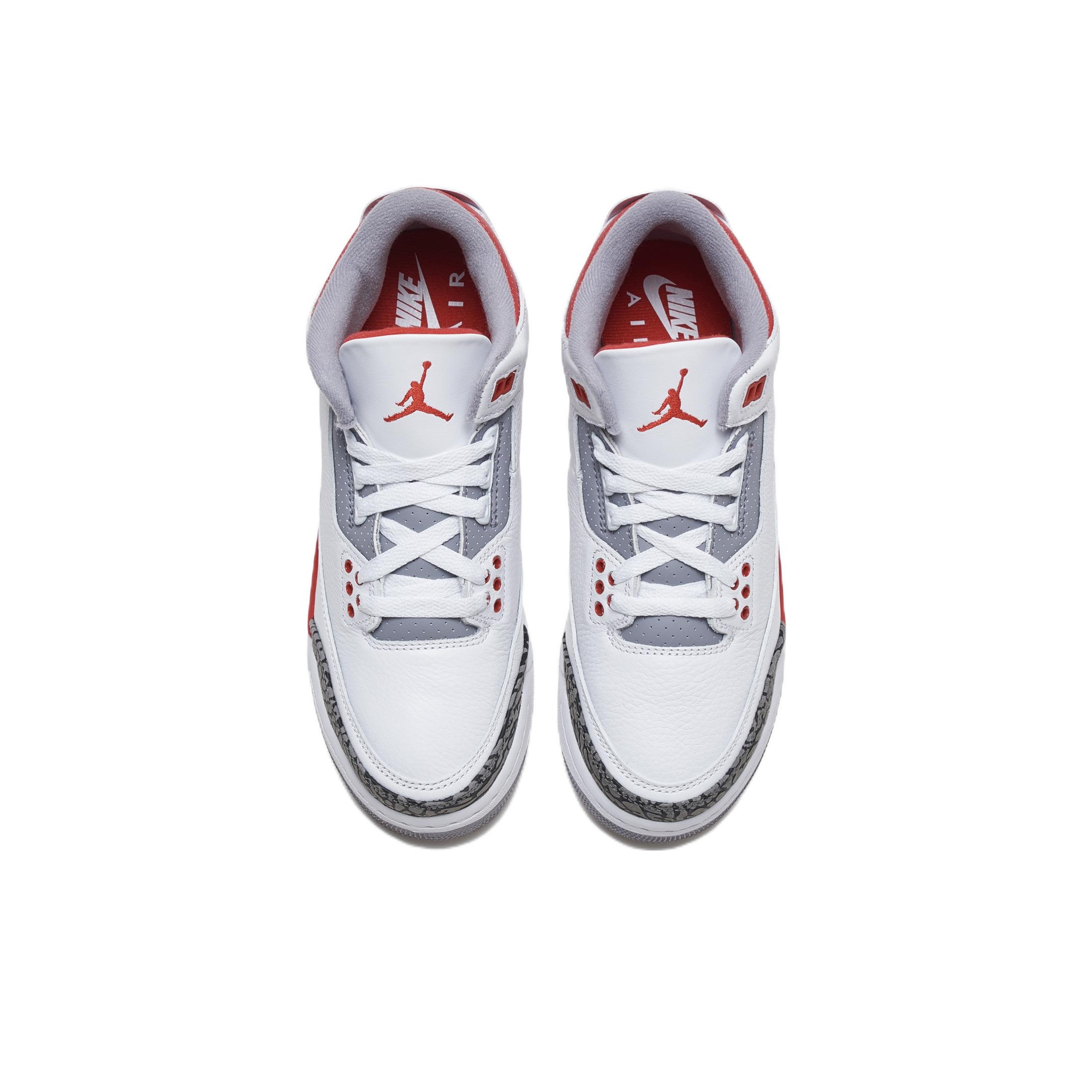 Jordan Air Jordan 3 Retro "Fire Red" - вид сзади