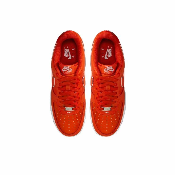 Nike Air Force 1 "Crimson" - вид сзади