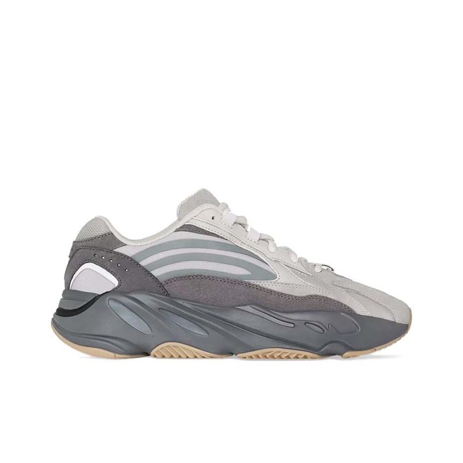 adidas originals Yeezy boost 700 V2 "Tephra" 2019 - вид с внутренней стороны