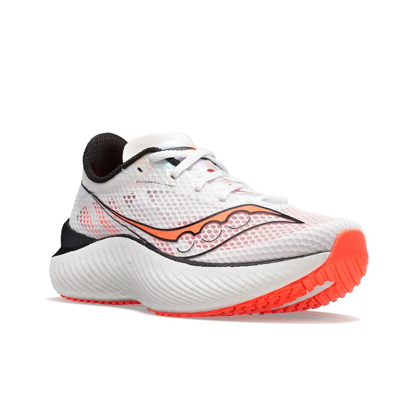 Saucony Endorphin Pro 3 'White ViZiRed' - вид спереди