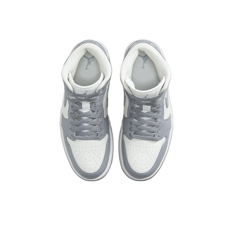 Jordan Air Jordan 1 mid "grey sail" - вид сзади
