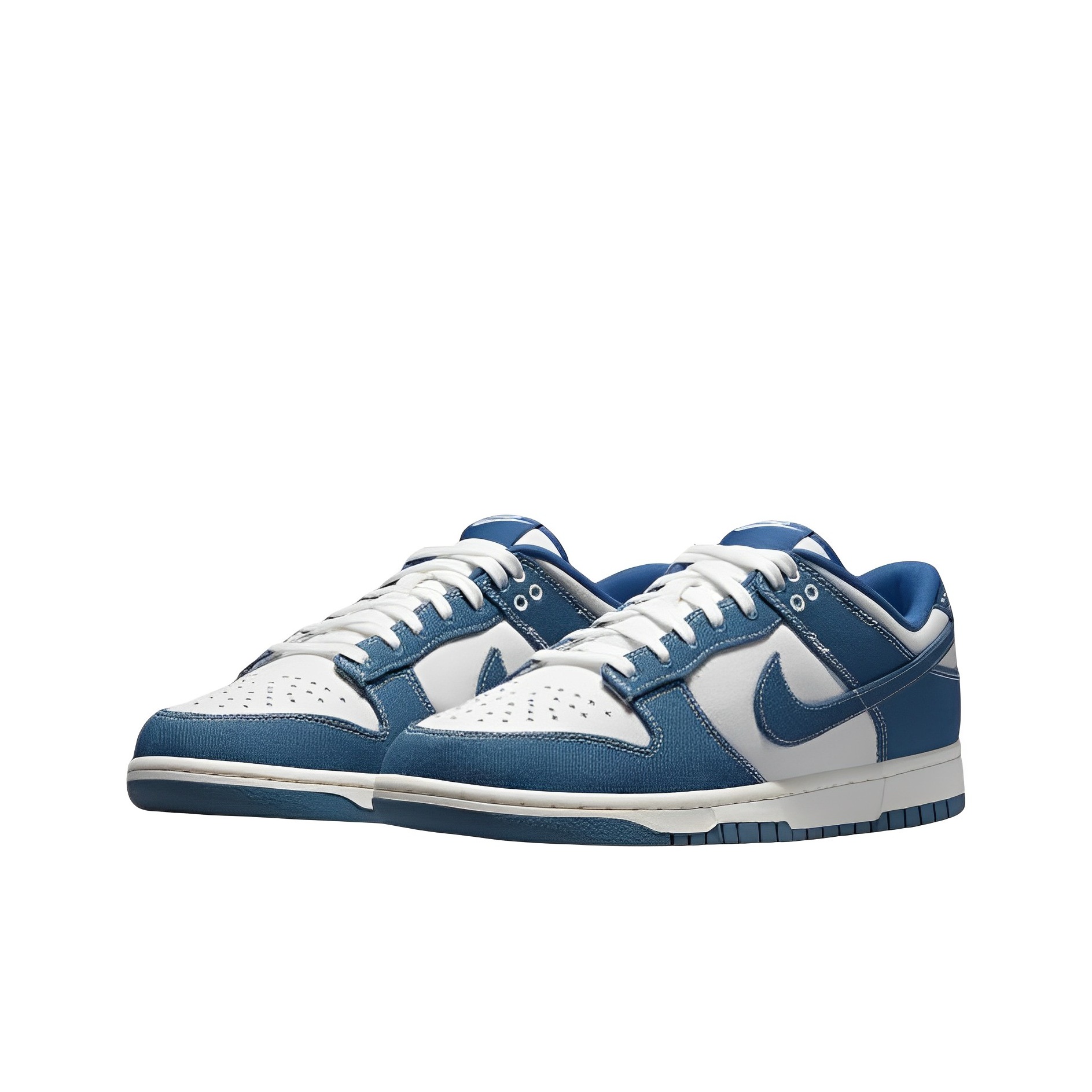 Nike Dunk "Industrial Blue" - вид спереди