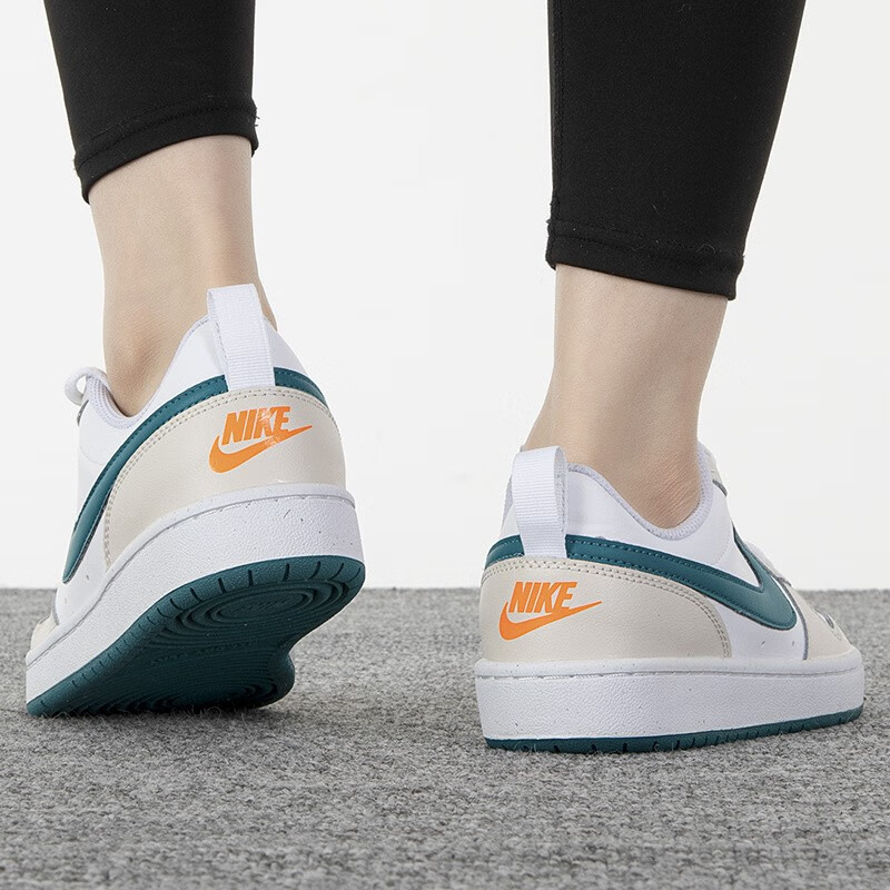 Nike Court Borough 2 - вид спереди