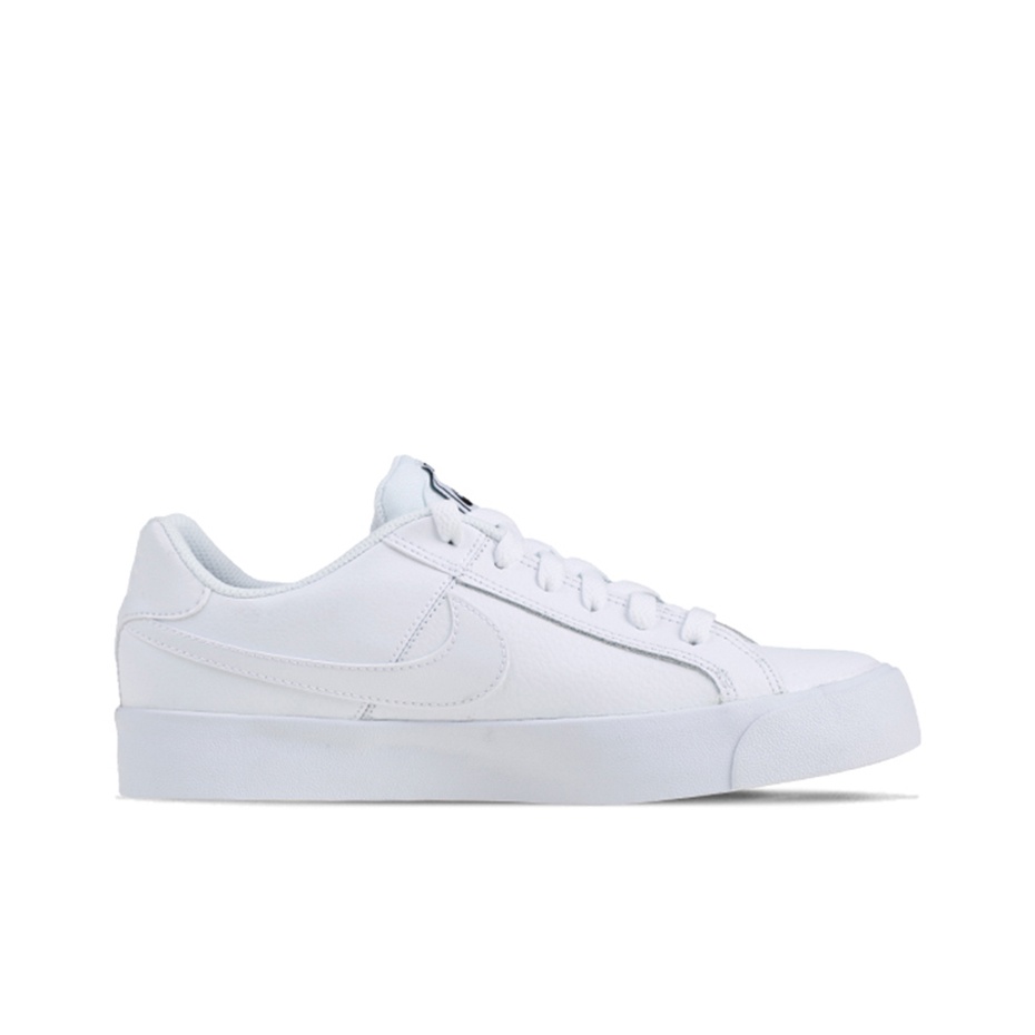 Nike Court Royale AC - view from the inside