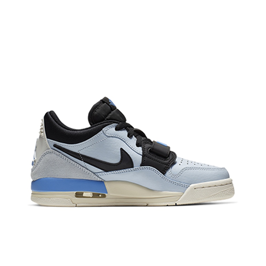 Jordan Legacy 312 low psychic blue - view from the inside