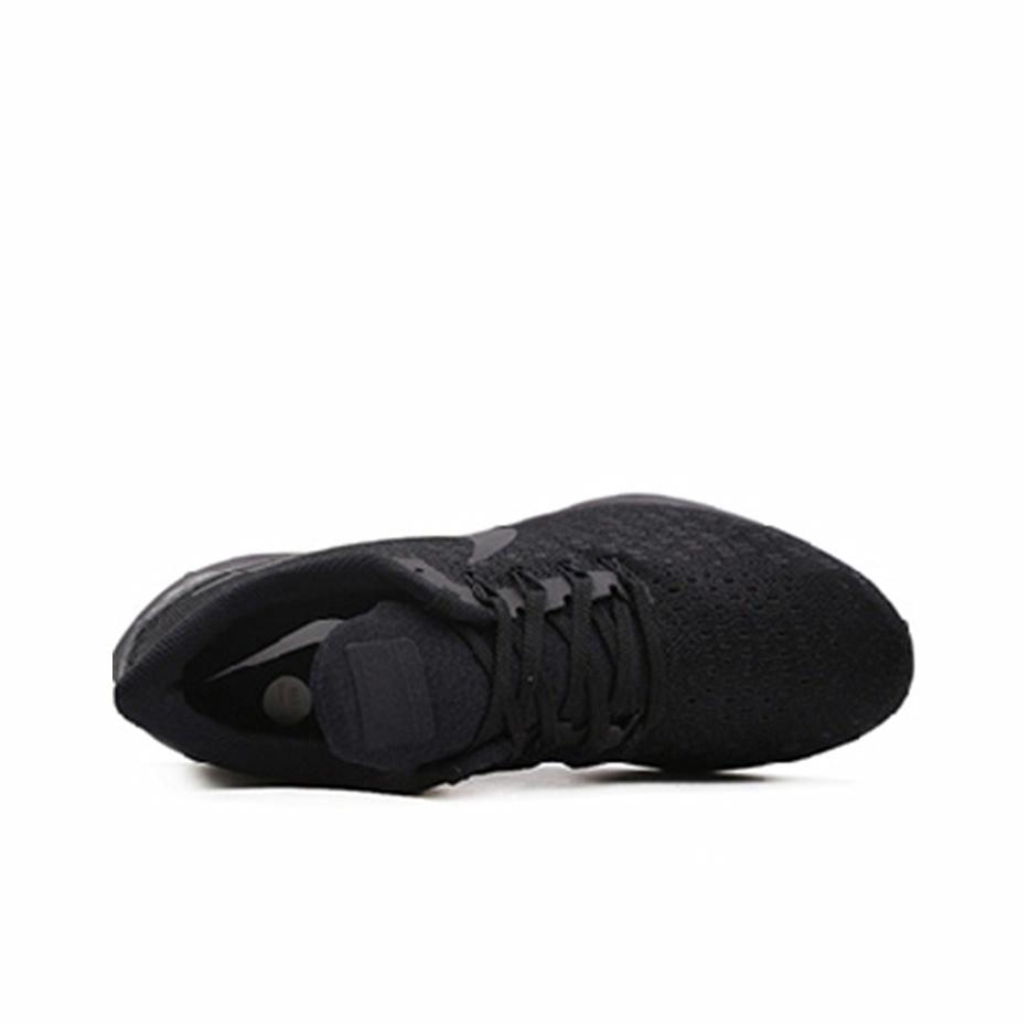 Nike Air Zoom Pegasus 35 'Triple Black' - вид сзади