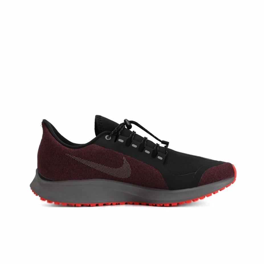 Nike Air Zoom Pegasus 35 Shield Triple Black - вид с внутренней стороны