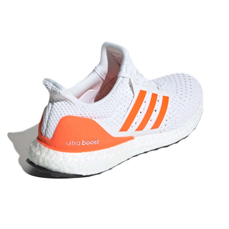 adidas Ultraboost Clima - вид спереди