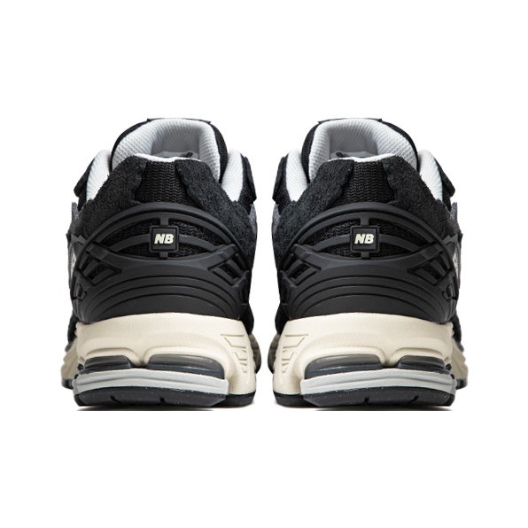 New Balance 1906D Protection Pack Black (полнота: D) - вид сзади