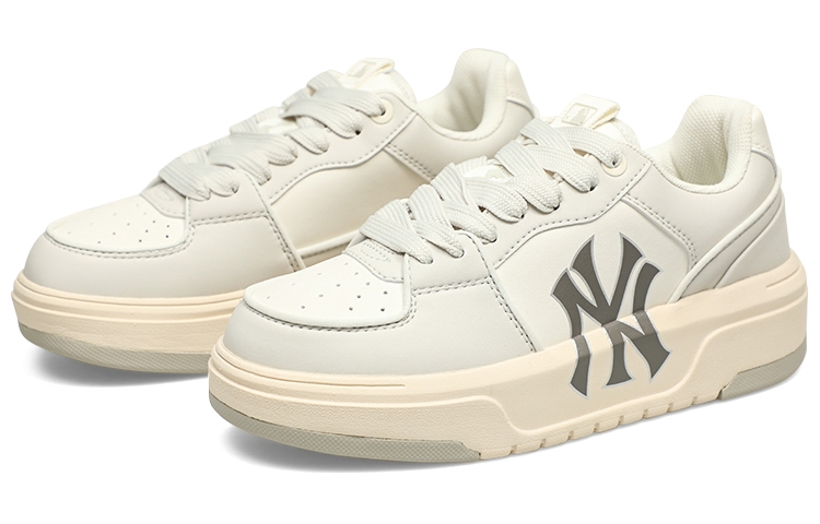 MLB Chunky Liner 24 White - вид спереди