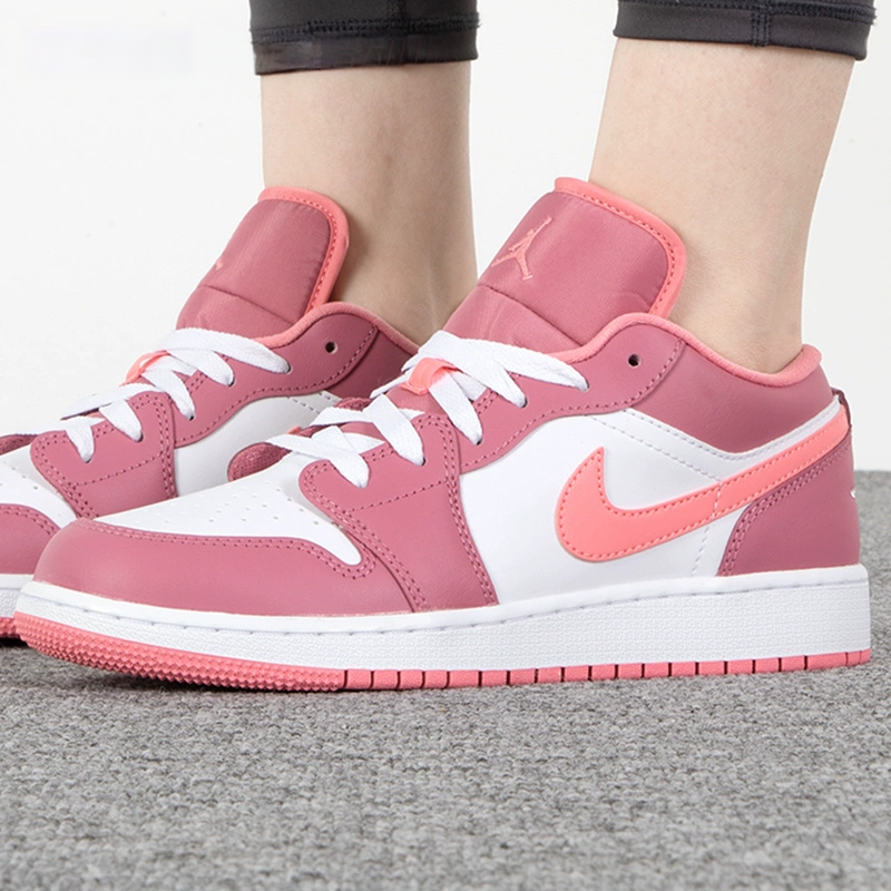 Jordan Air Jordan 1 Low Desert Berry - вид спереди