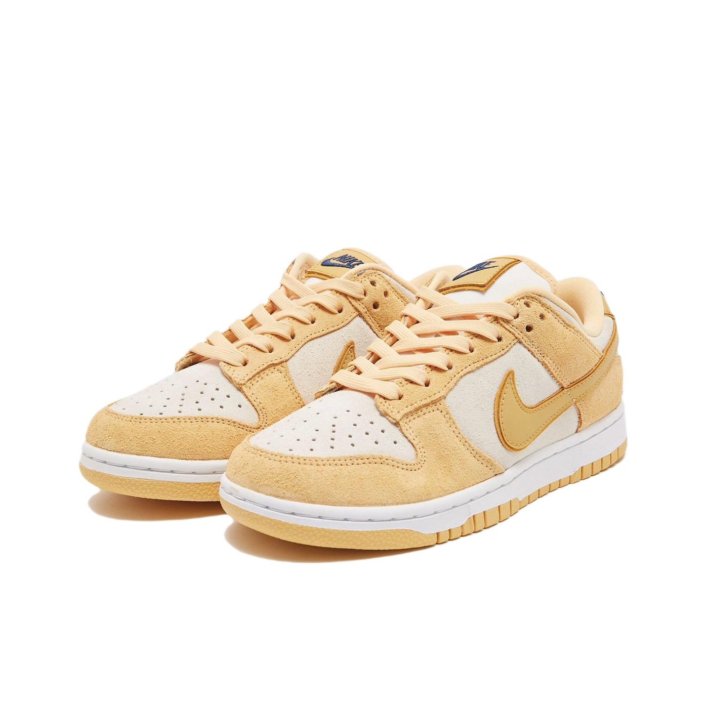 Nike Dunk "Gold Suede" Q - вид с внутренней стороны