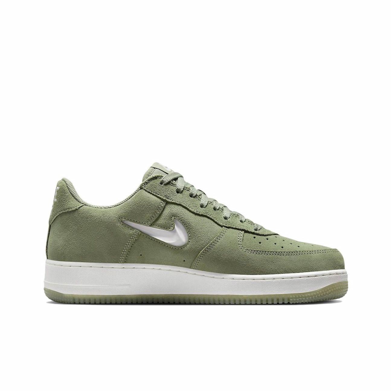 Nike Air Force 1 Low Jewel "Oil Green" - view from the inside