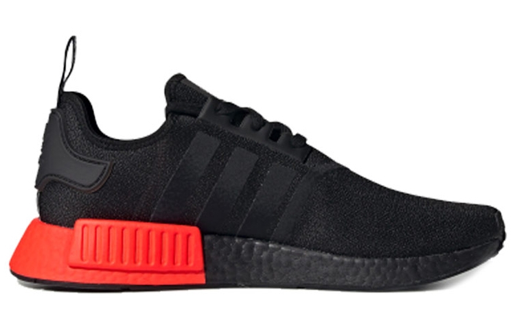 adidas NMD R1 Core Black Solar Red - вид с внутренней стороны