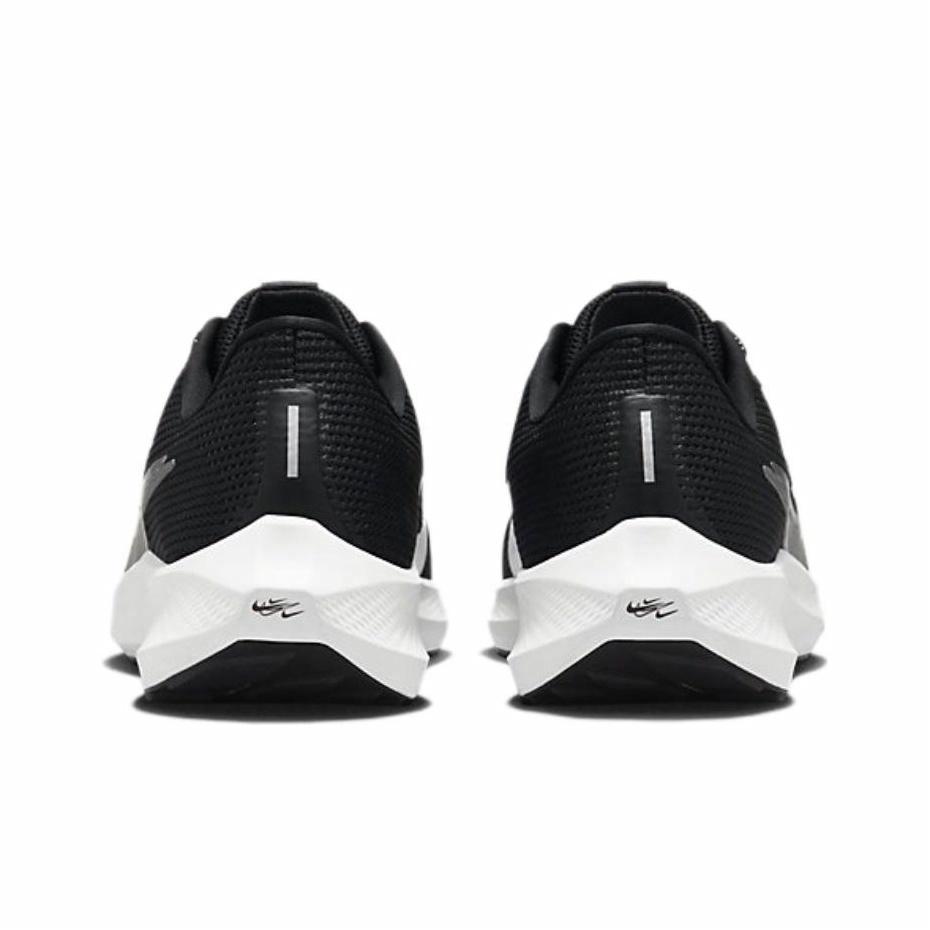 Nike Air Zoom Pegasus 40 PRM 'Black White' - вид сзади