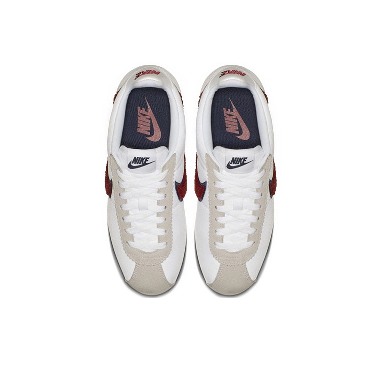 Nike Cortez Classic Chenille Swoosh Crush - вид сзади