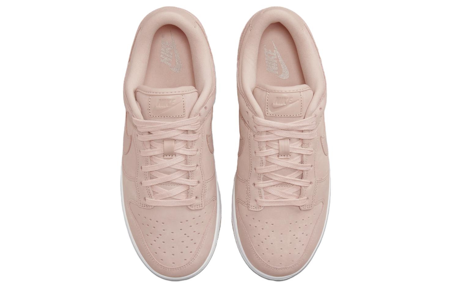 Nike Dunk "Pink Oxford" - вид сзади