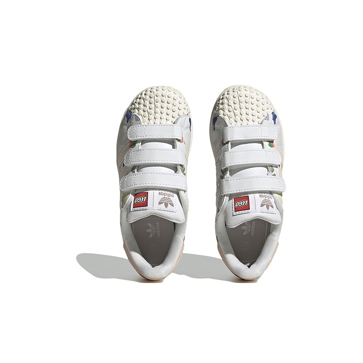 LEGO x adidas originals SUPERSTAR - вид сзади