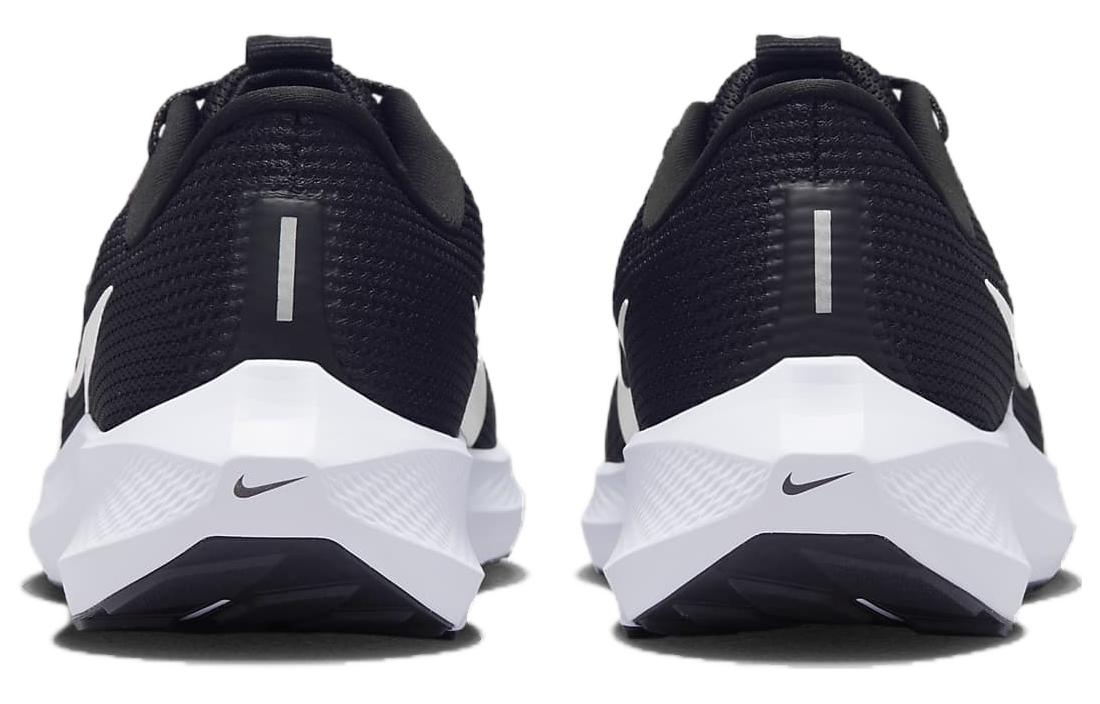 Nike Air Zoom Pegasus 40 Black White - подошва