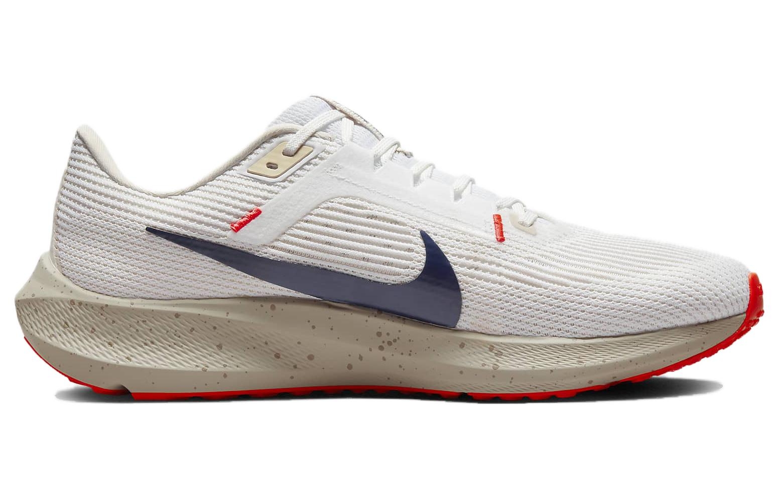 Nike Air Zoom Pegasus 40 White Obsidian - вид с внутренней стороны