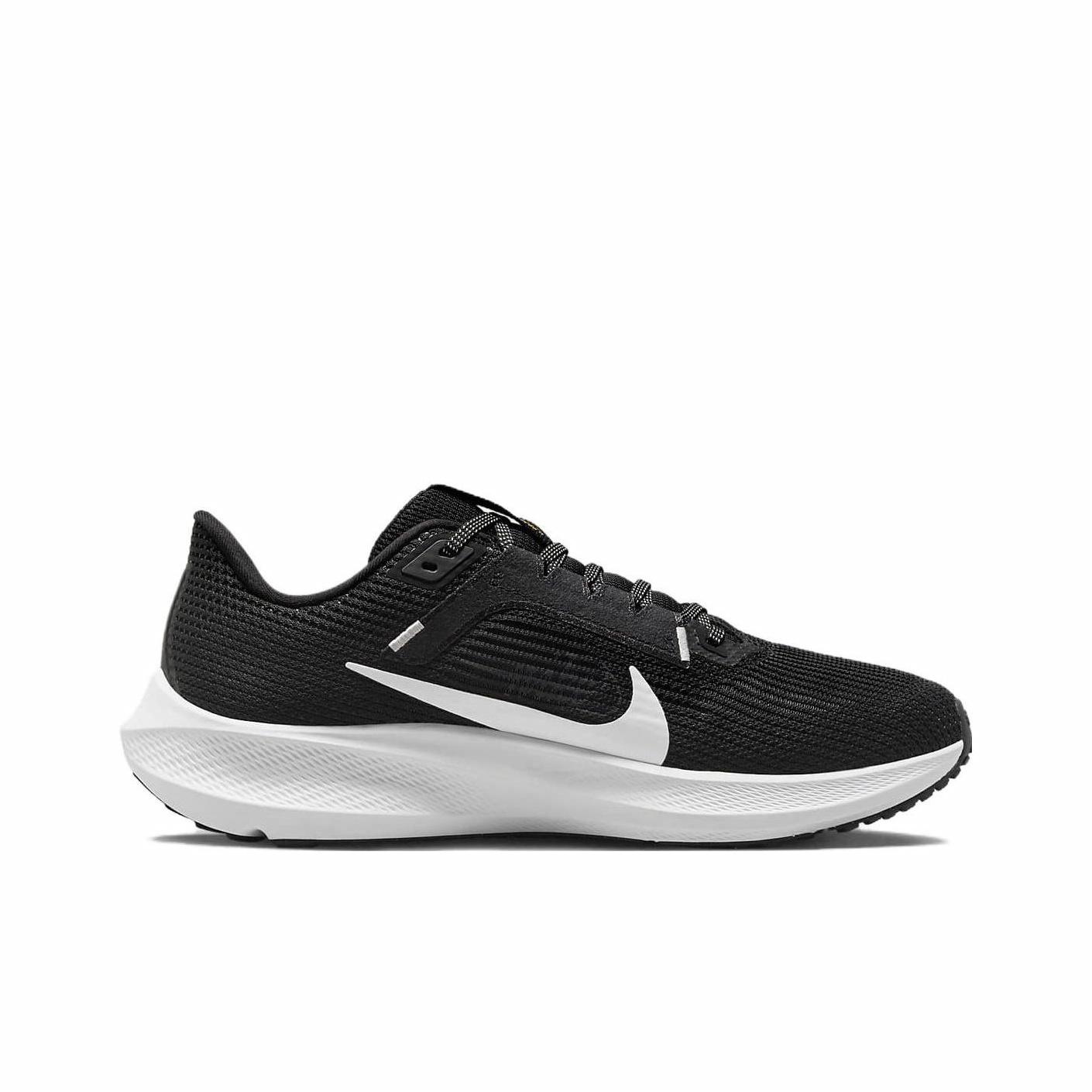 Nike Pegasus 40 Premium Black White Grey - вид с внутренней стороны
