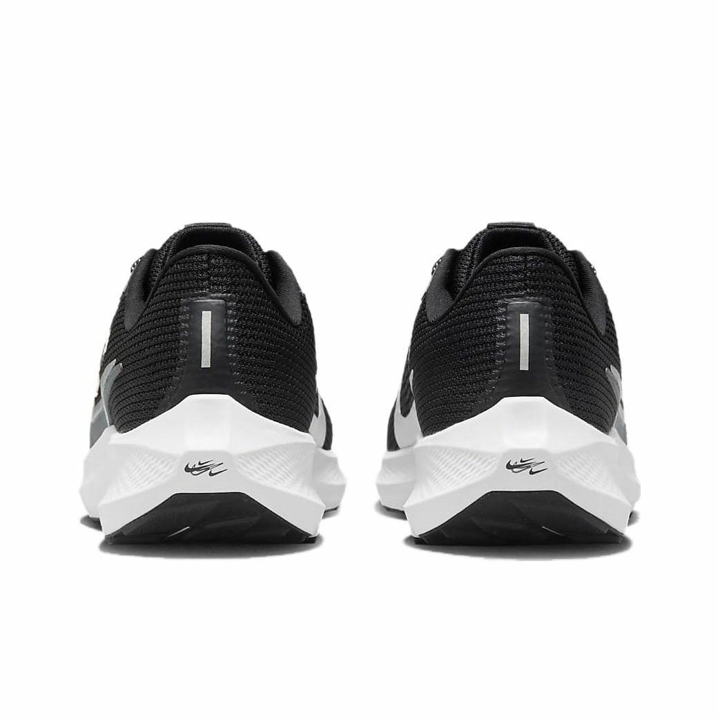 Nike Pegasus 40 Premium Black White Grey - подошва