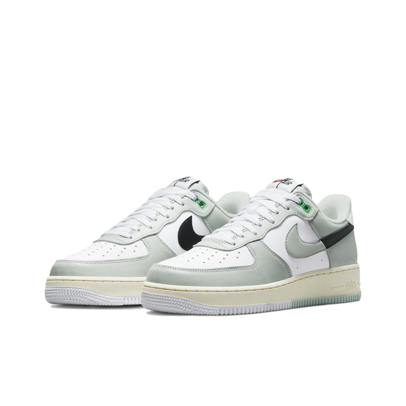 Nike Air Force 1 '07 LV8 "Split — Light Silver" - вид спереди