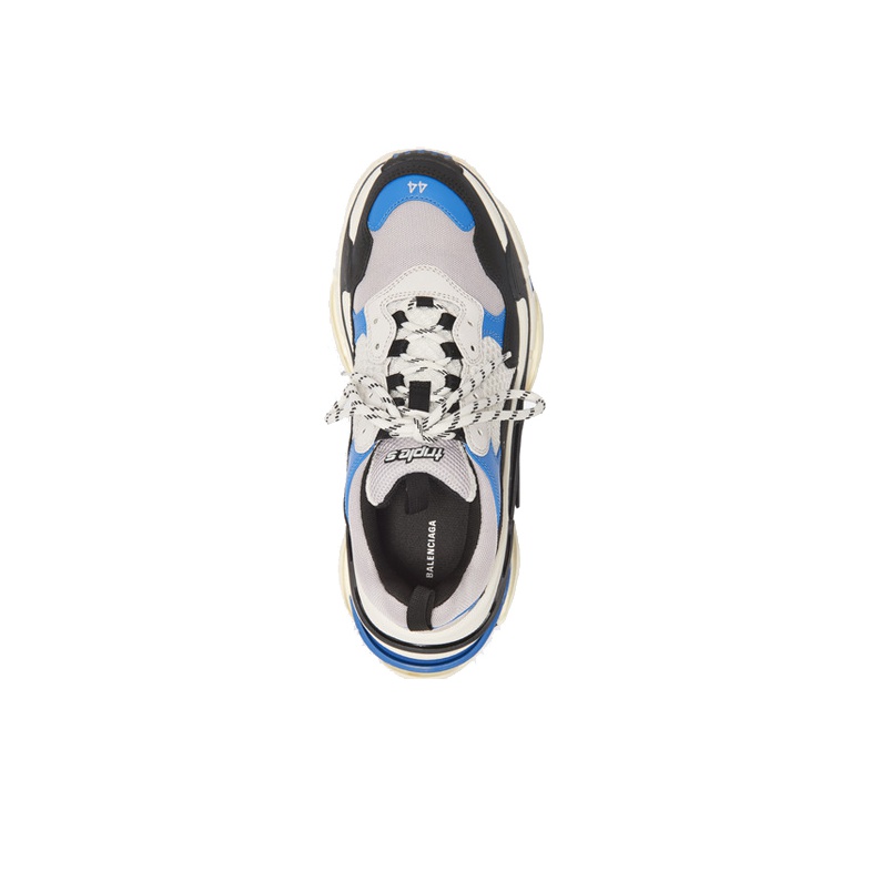 Balenciaga Triple S - вид спереди
