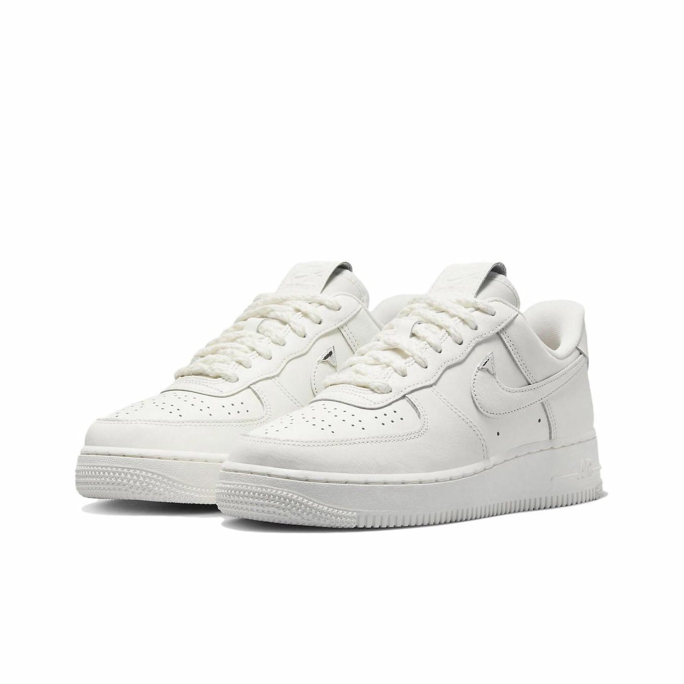 Nike Air Force 1 Sail Chrome - вид спереди