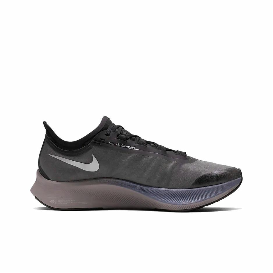 Nike Zoom Fly 3 Thunder Grey - вид с внутренней стороны
