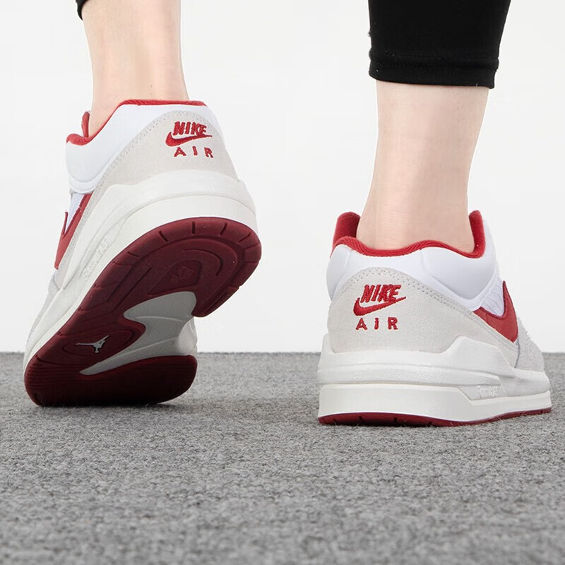Jordan Stadium 90 GS White Varsity Red - вид спереди