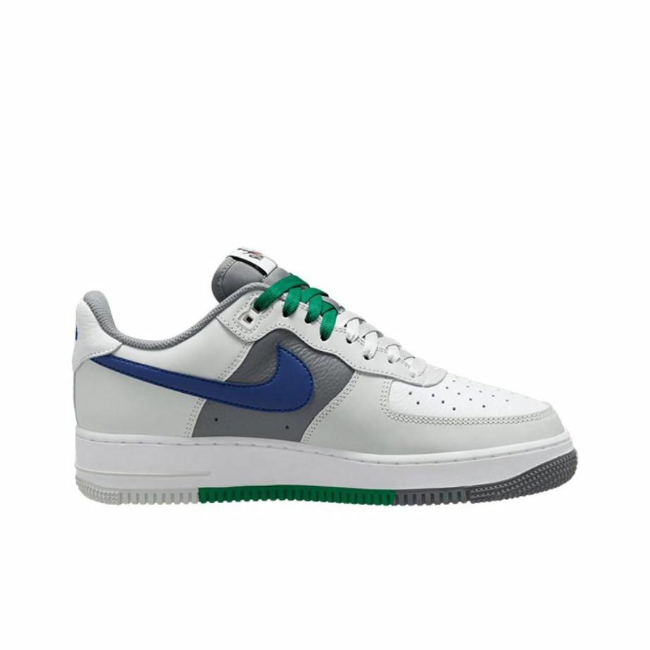 Nike Air Force 1 '07 LV8 'Split - Light Silver Deep Royal' - вид с внутренней стороны