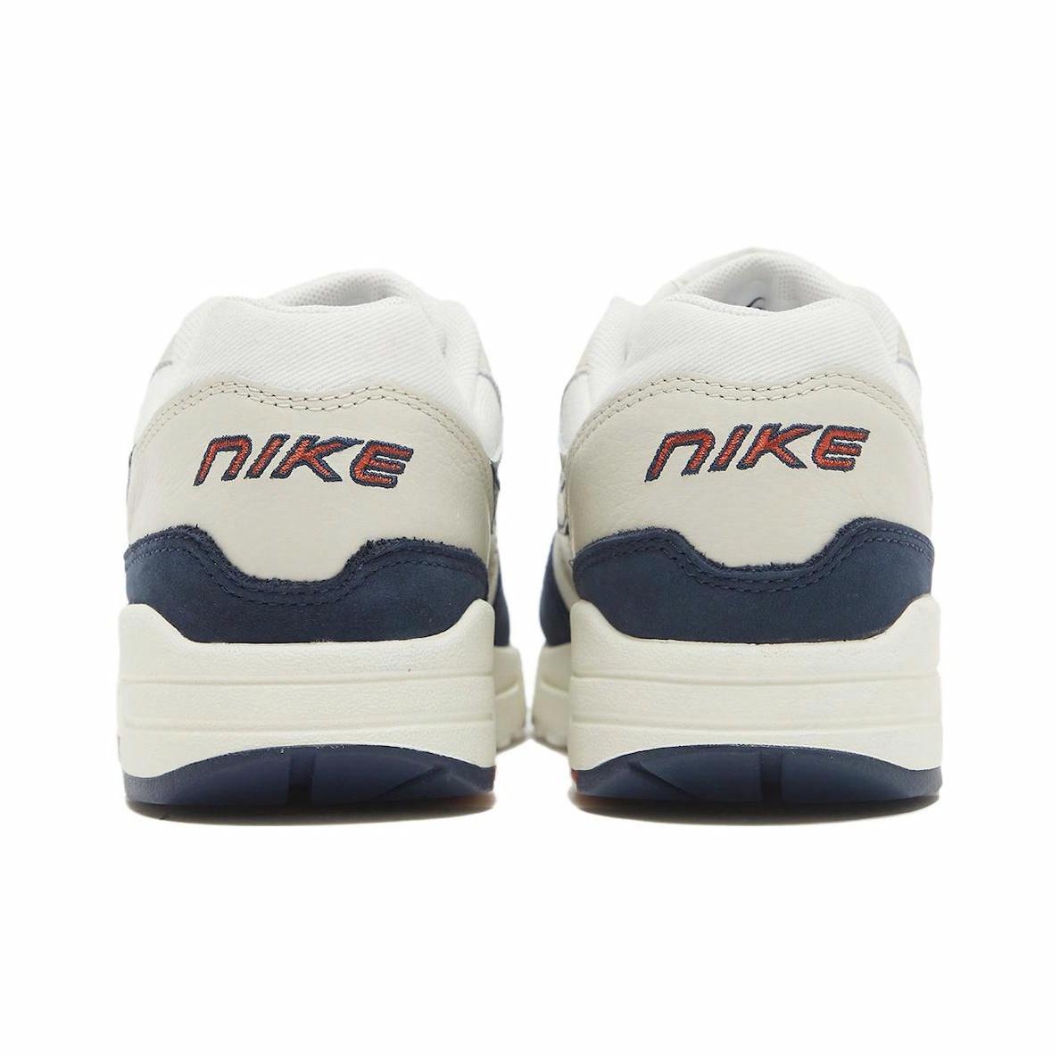 Nike Air Max 1 LX Obsidian - вид сзади