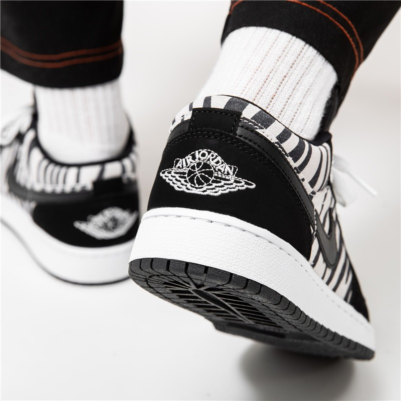 Jordan Air Jordan 1 Low Zebra - подошва