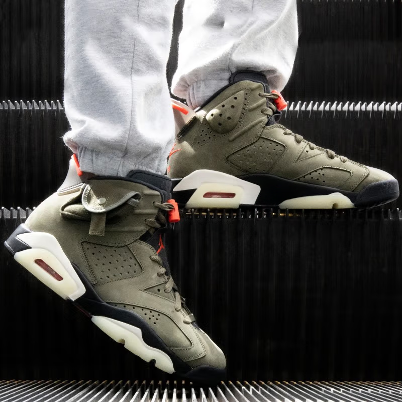 Travis Scott x Jordan Air Jordan 6 Medium Olive ' TS - вид с внутренней стороны