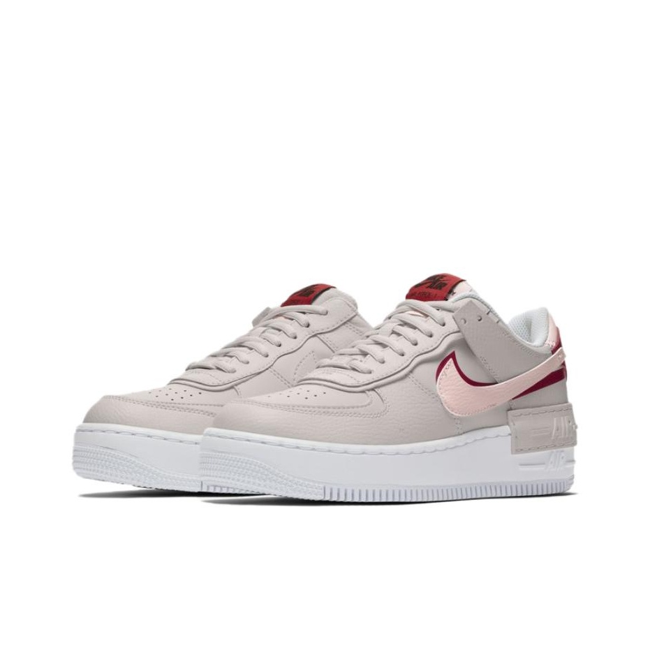 Nike Air Force 1 shadow - вид спереди