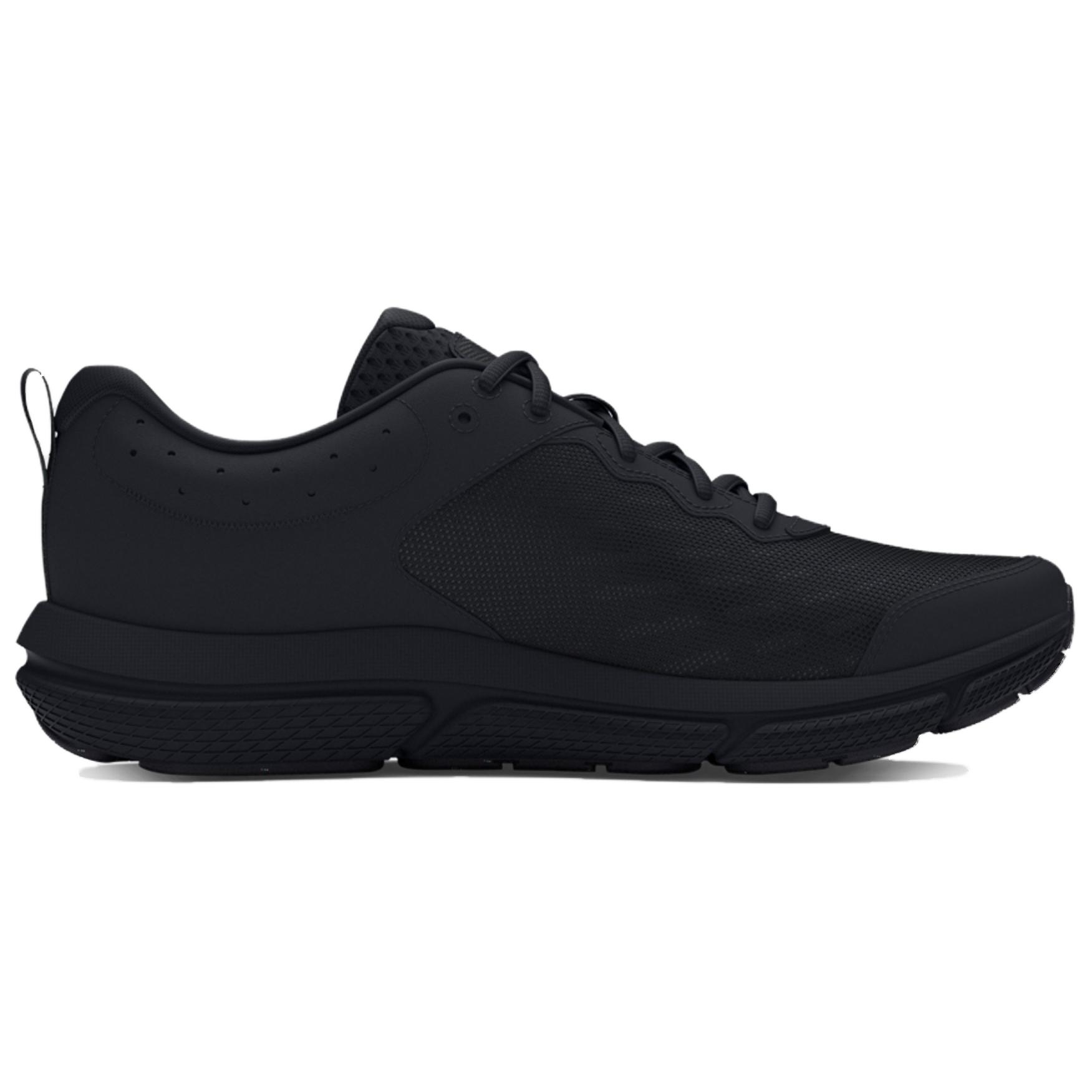 Under Armour Charged Assert 10 'Triple Black' - вид с внутренней стороны
