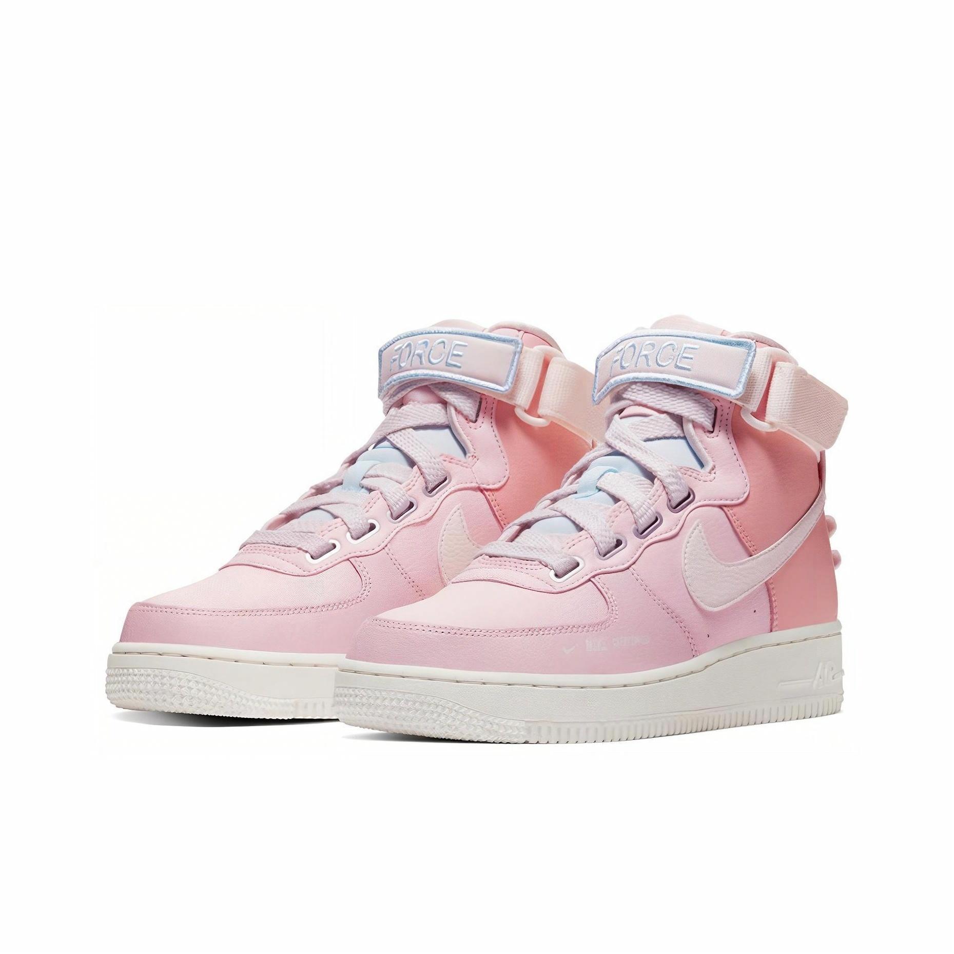 Nike Air Force 1 High Utility "Force is Female" - вид спереди