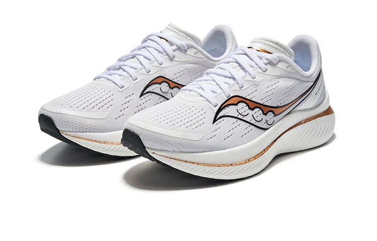 Saucony Endorphin Speed 3 White Gold - вид спереди