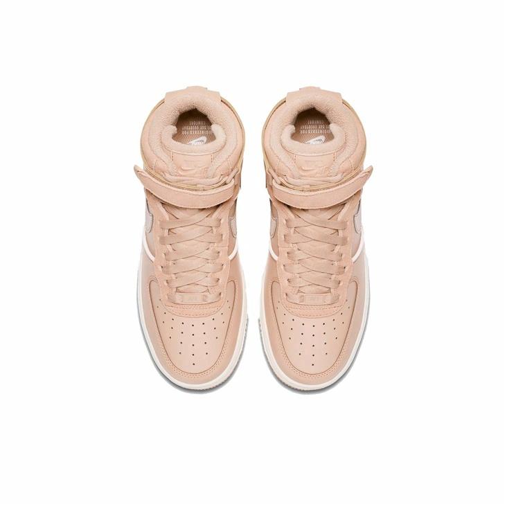 Nike Air Max 90 "Desert Sand" - вид сзади