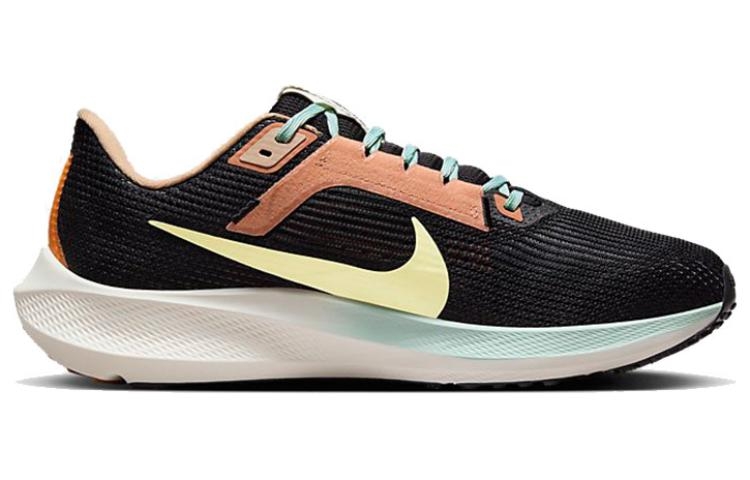 Nike Air Zoom Pegasus 40 Black Jade Ice Citron Tint - view from the inside