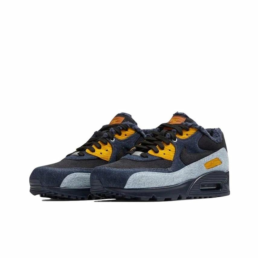 Levis x Nike Air Max 90 - вид спереди