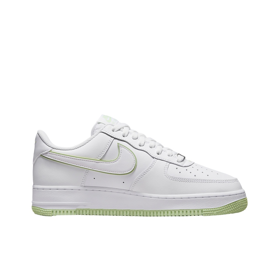 Nike Air Force 1 07 Casual Shoes White/Honeydew Green - вид с внутренней стороны