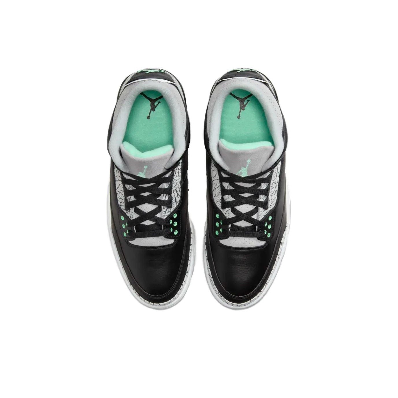 Jordan Air Jordan 3 Retro "Green Glow" - вид сзади