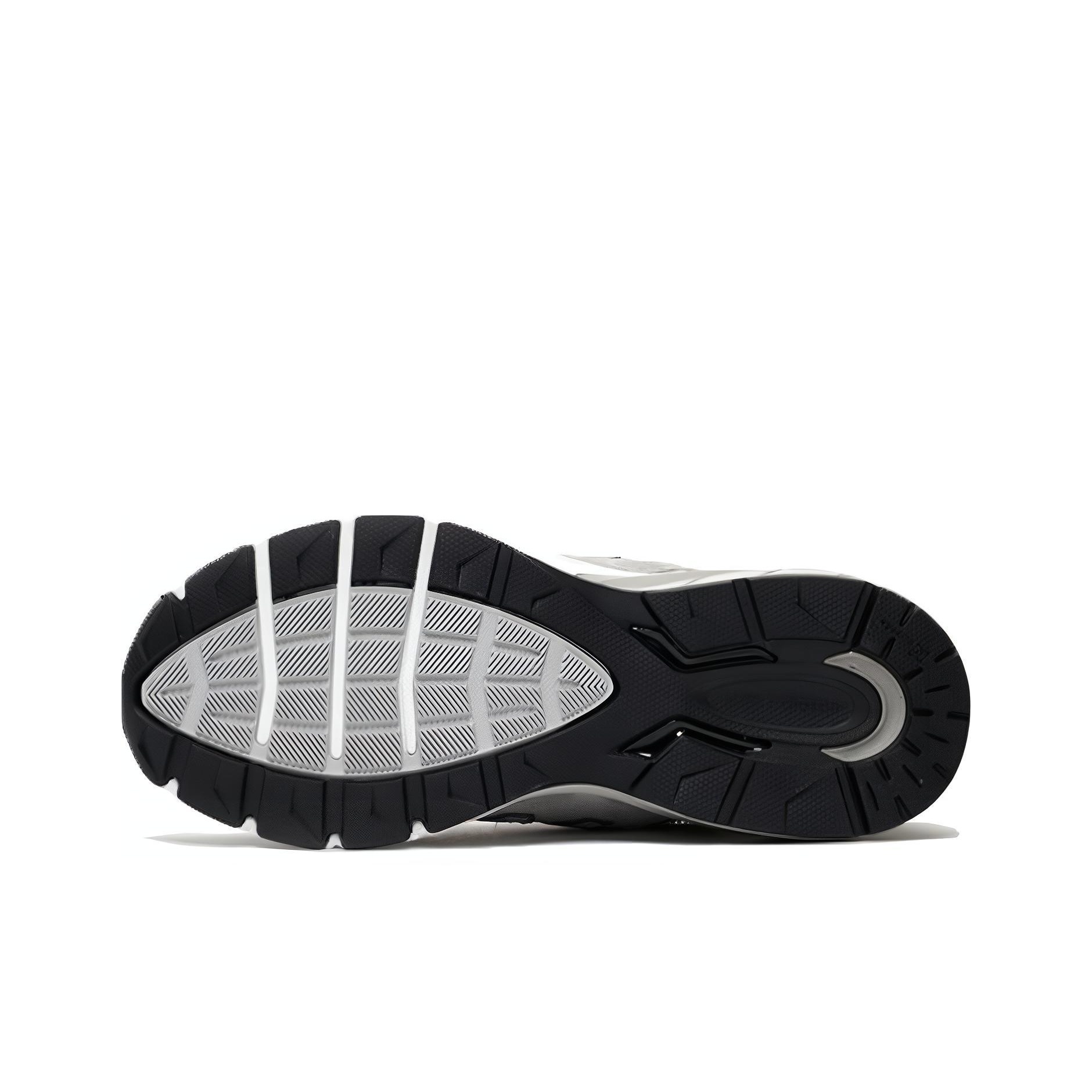 New Balance 990 v5 Grey W (полнота: B) - подошва