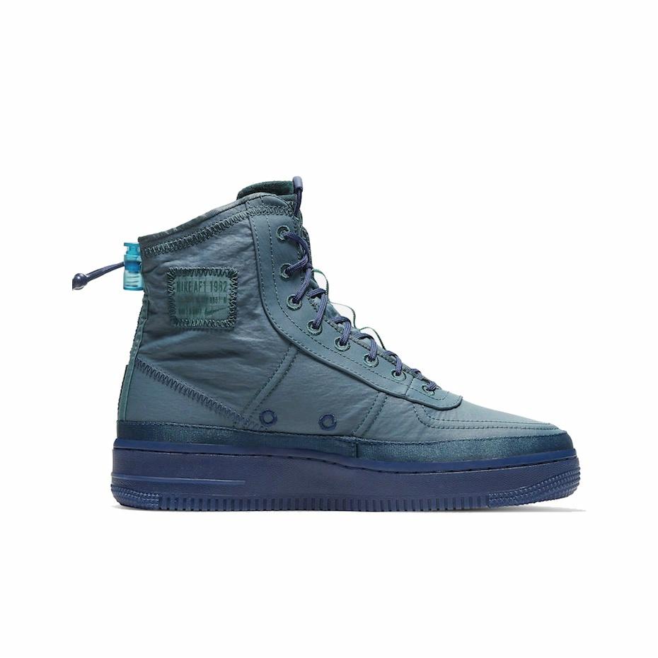 Nike Air Force 1 Shell Midnight Turquoise - вид с внутренней стороны