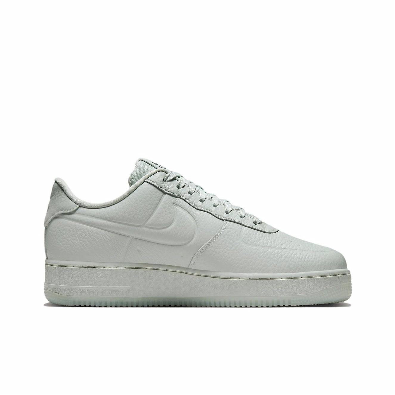Nike Air Force 1 Low '07 Pro-Tech Waterproof Light Silver - вид с внутренней стороны